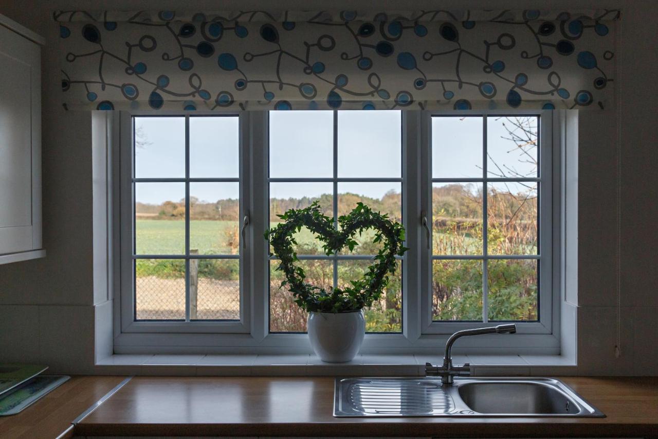 Chestnut Cottage Felbrigg Екстериор снимка