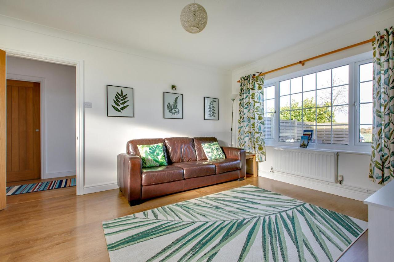 Chestnut Cottage Felbrigg Екстериор снимка